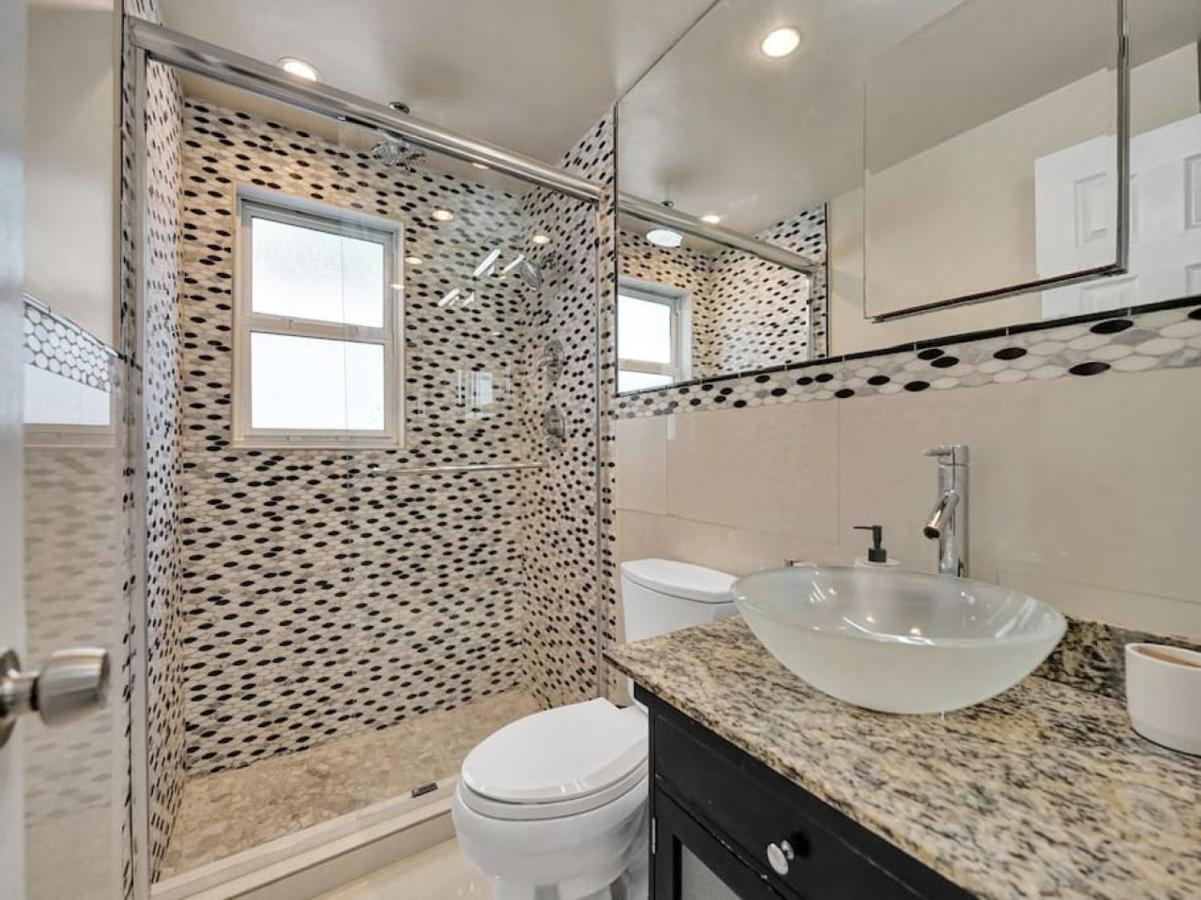 Apartment Isles Modern 1br In Lauderdale With Patio Fort Lauderdale