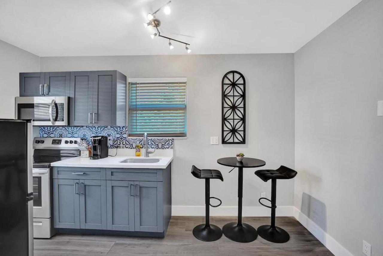 Rustic Retreats Spacious 1br For 4 Guests In The Heart Of Lauderdale *