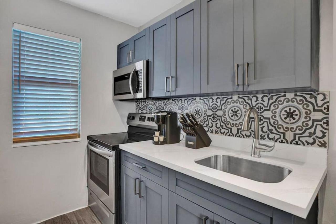 Rustic Retreats Modern 1br For 4 Guests Minutes From Olas