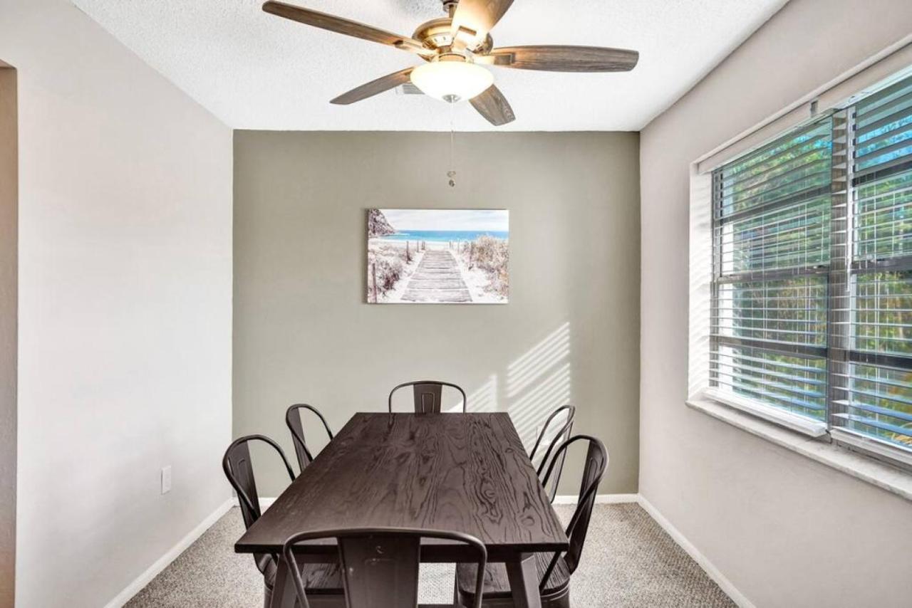 The Oceans Spacious 3br In Victoria Park With Pool