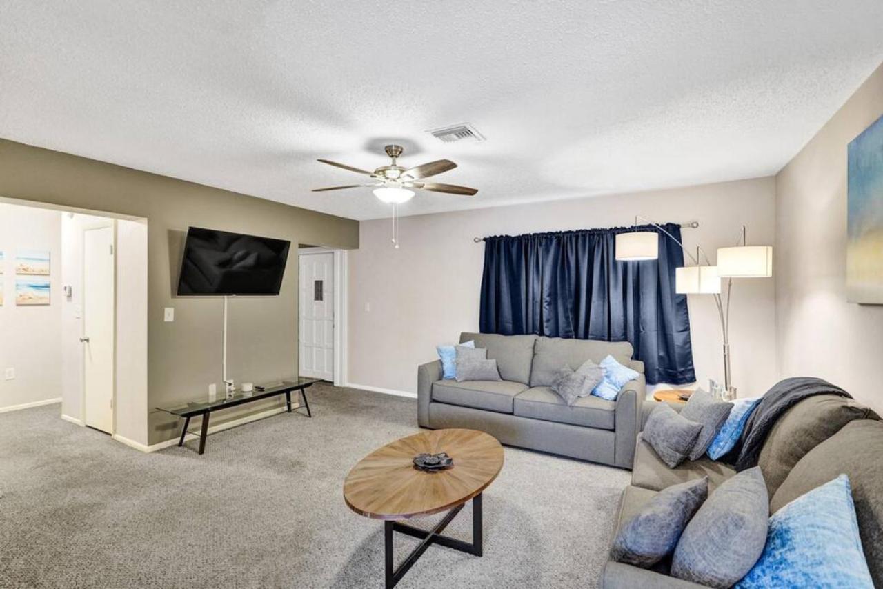 The Oceans Spacious 3br In Victoria Park With Pool Apartment