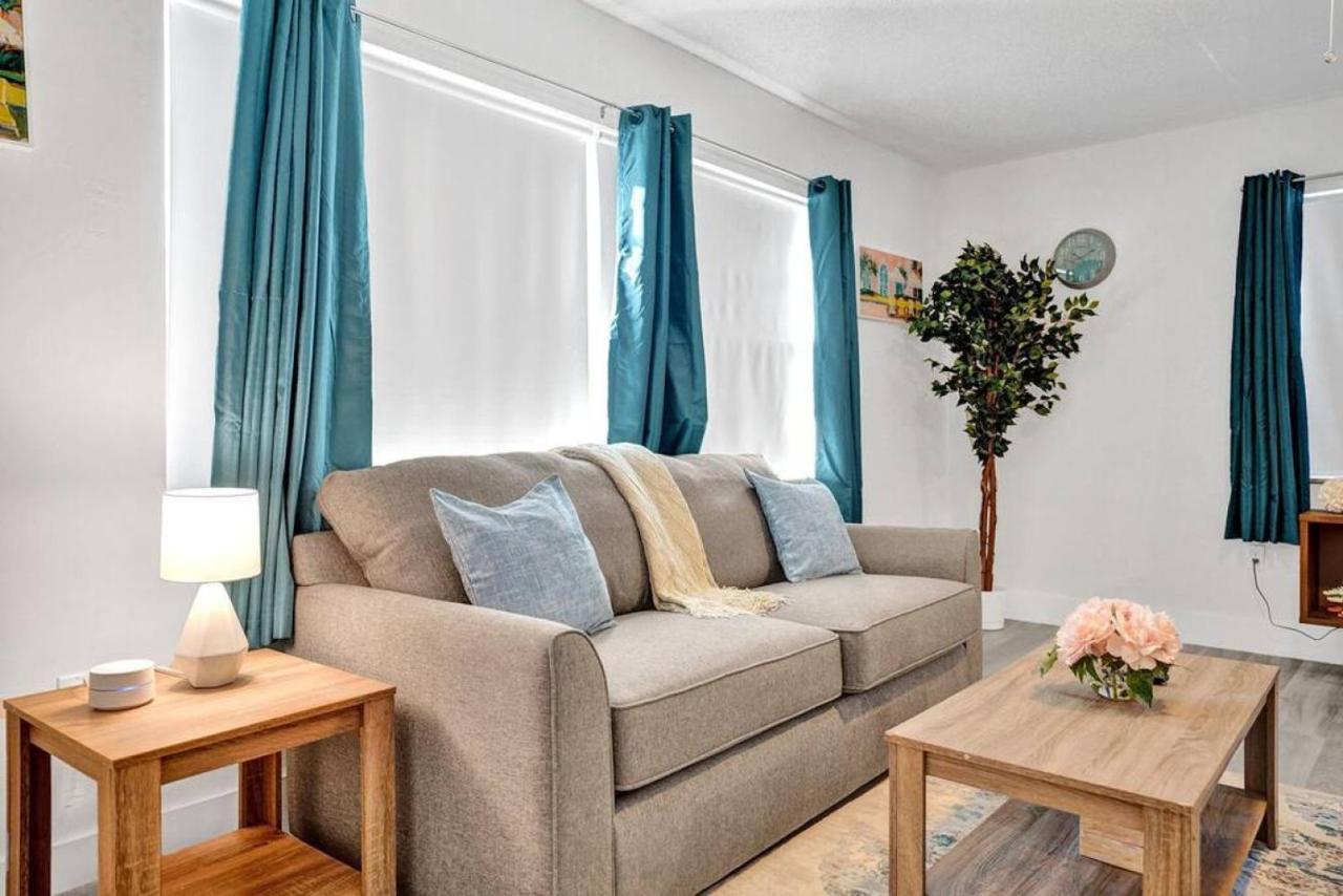 The Oceans Spacious 3br In Victoria Park With Pool