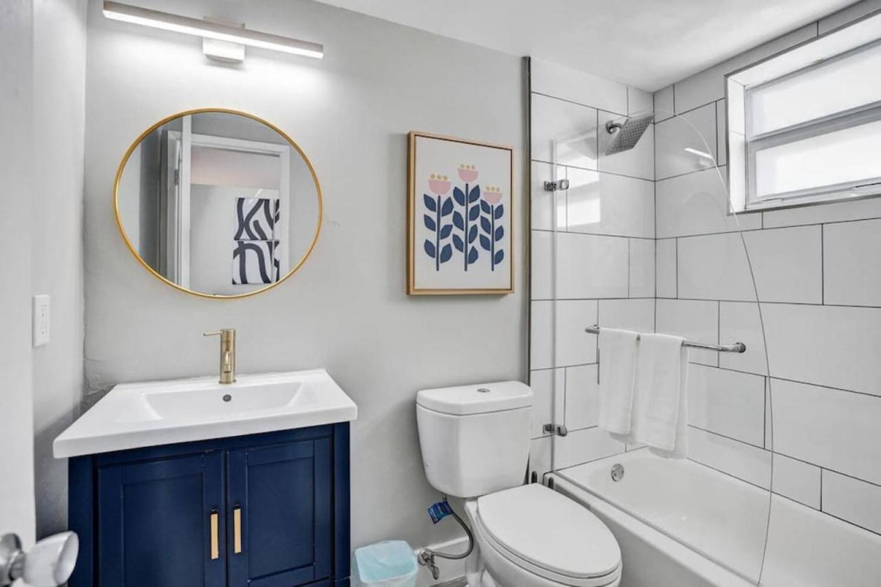 Rustic Retreats Modern 1br For 4 Guests Minutes From Olas Apartment *