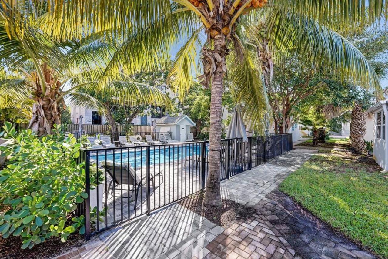 Apartment The Oceans Spacious 3br In Victoria Park With Pool