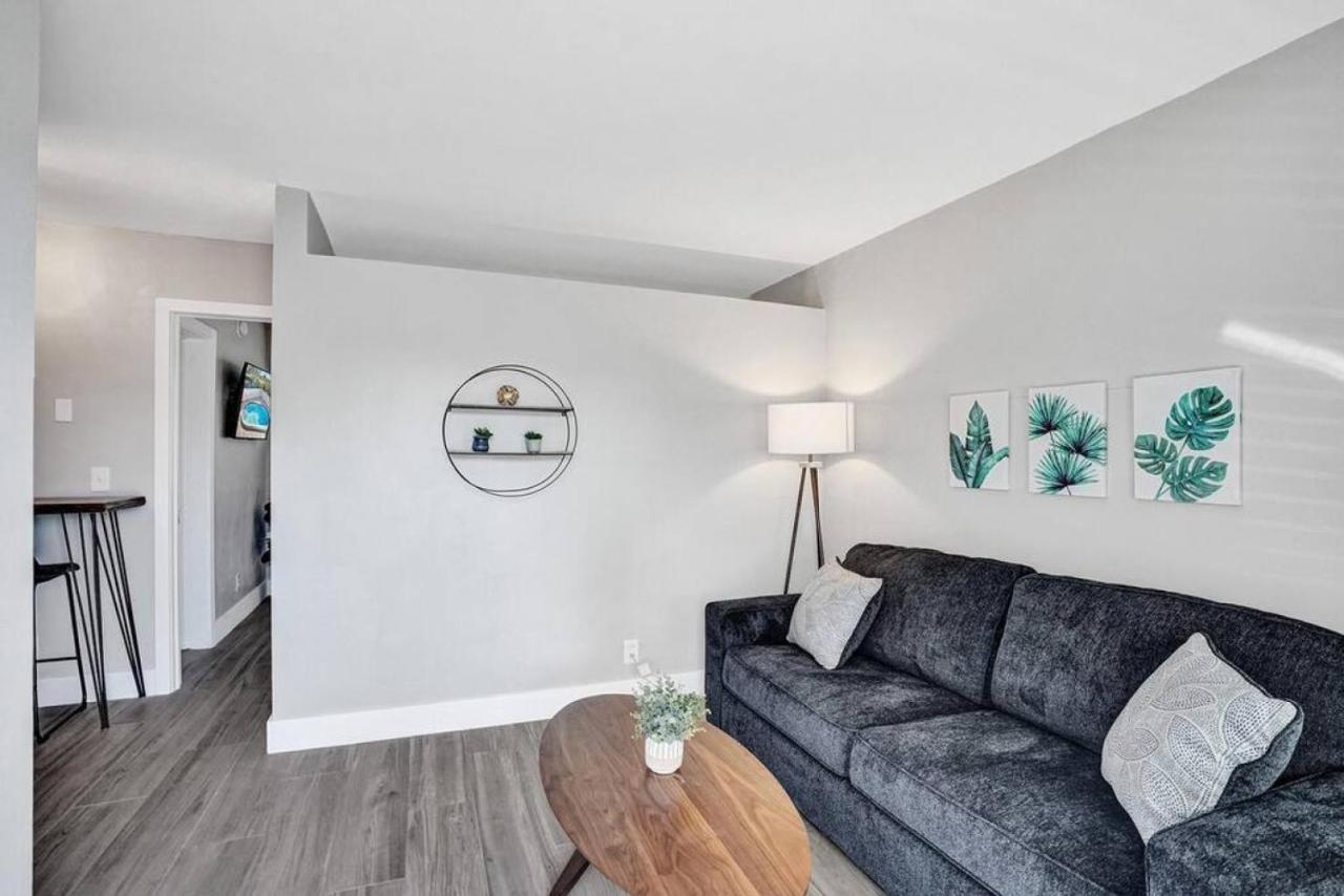 Apartment Rustic Retreats Modern 1br For 4 Guests In The Heart Of Lauderdale *