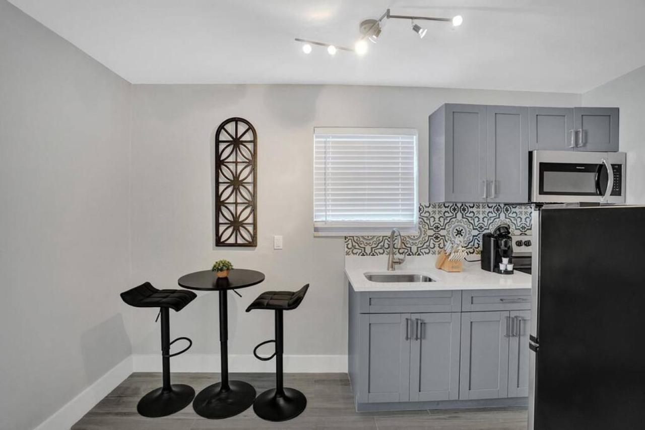 Rustic Retreats Cozy 1br For 4 Guests In The Heart Of Lauderdale