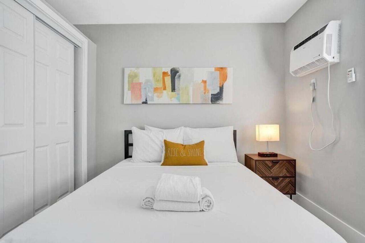 Apartment Rustic Retreats Beachy 1br For 4 Guests In The Heart Of Lauderdale Fort Lauderdale