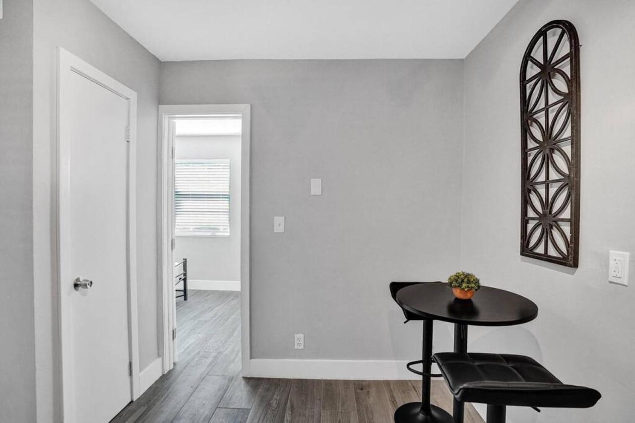 Rustic Retreats Cozy 1br For 4 Guests In The Heart Of Lauderdale * Fort Lauderdale