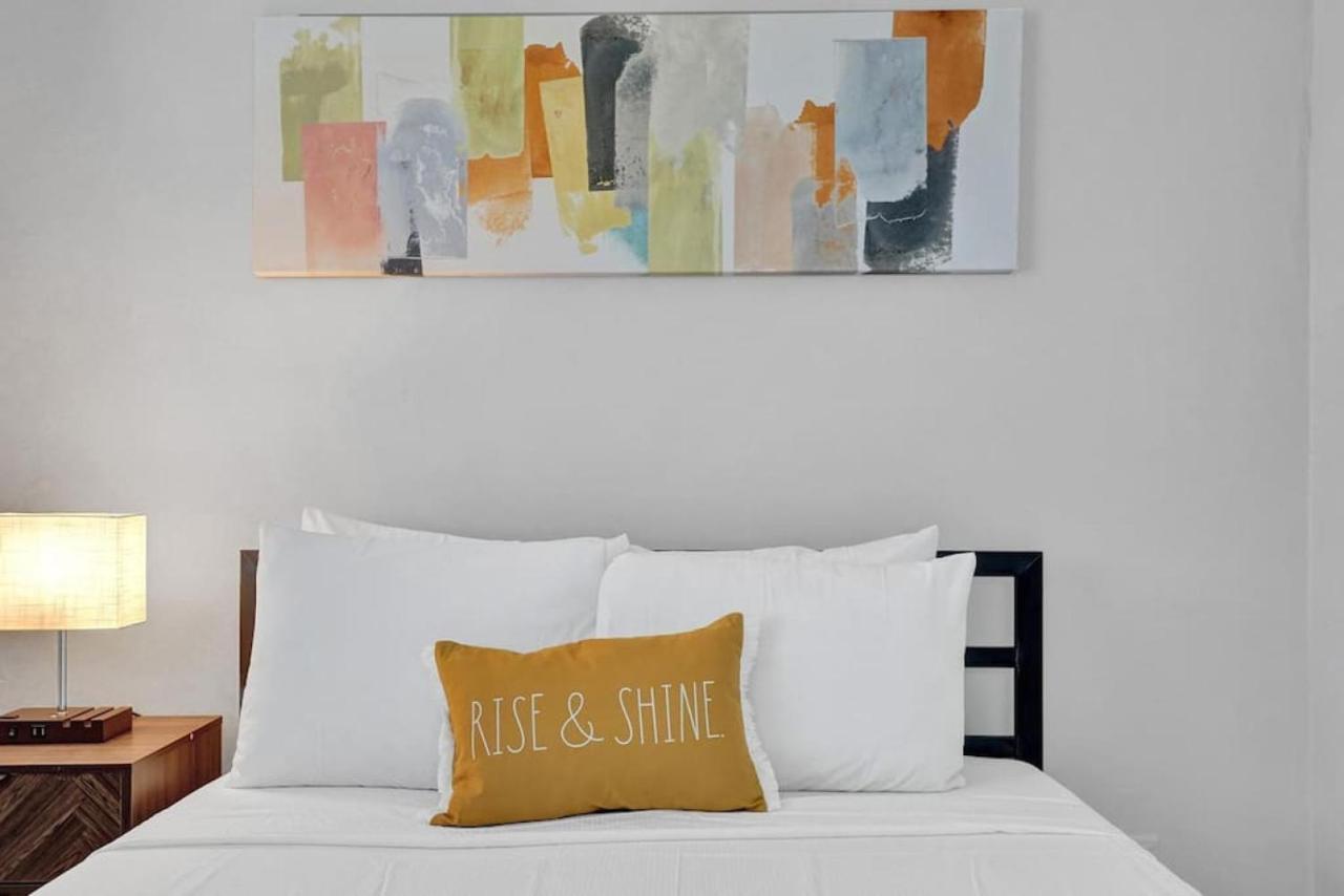 Rustic Retreats Beachy 1br For 4 Guests In The Heart Of Lauderdale Apartment Fort Lauderdale