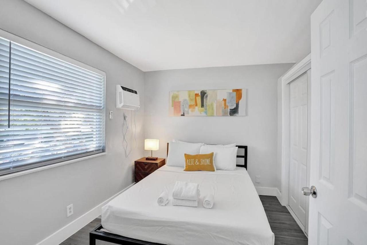 Apartment Rustic Retreats Beachy 1br For 4 Guests In The Heart Of Lauderdale *