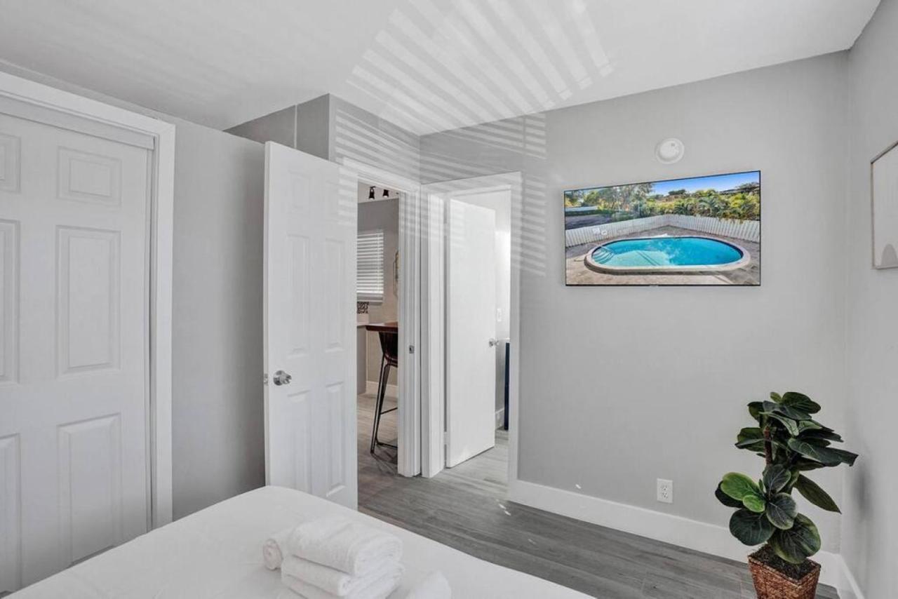 Rustic Retreats Beachy 1br For 4 Guests In The Heart Of Lauderdale Apartment *