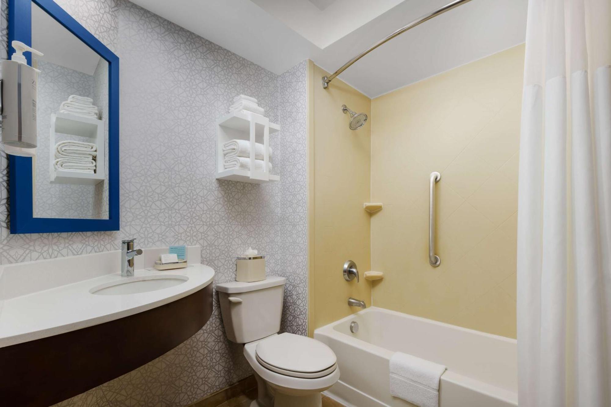 Hotel Hampton Ft. Lauderdale-cypress Creek 3*