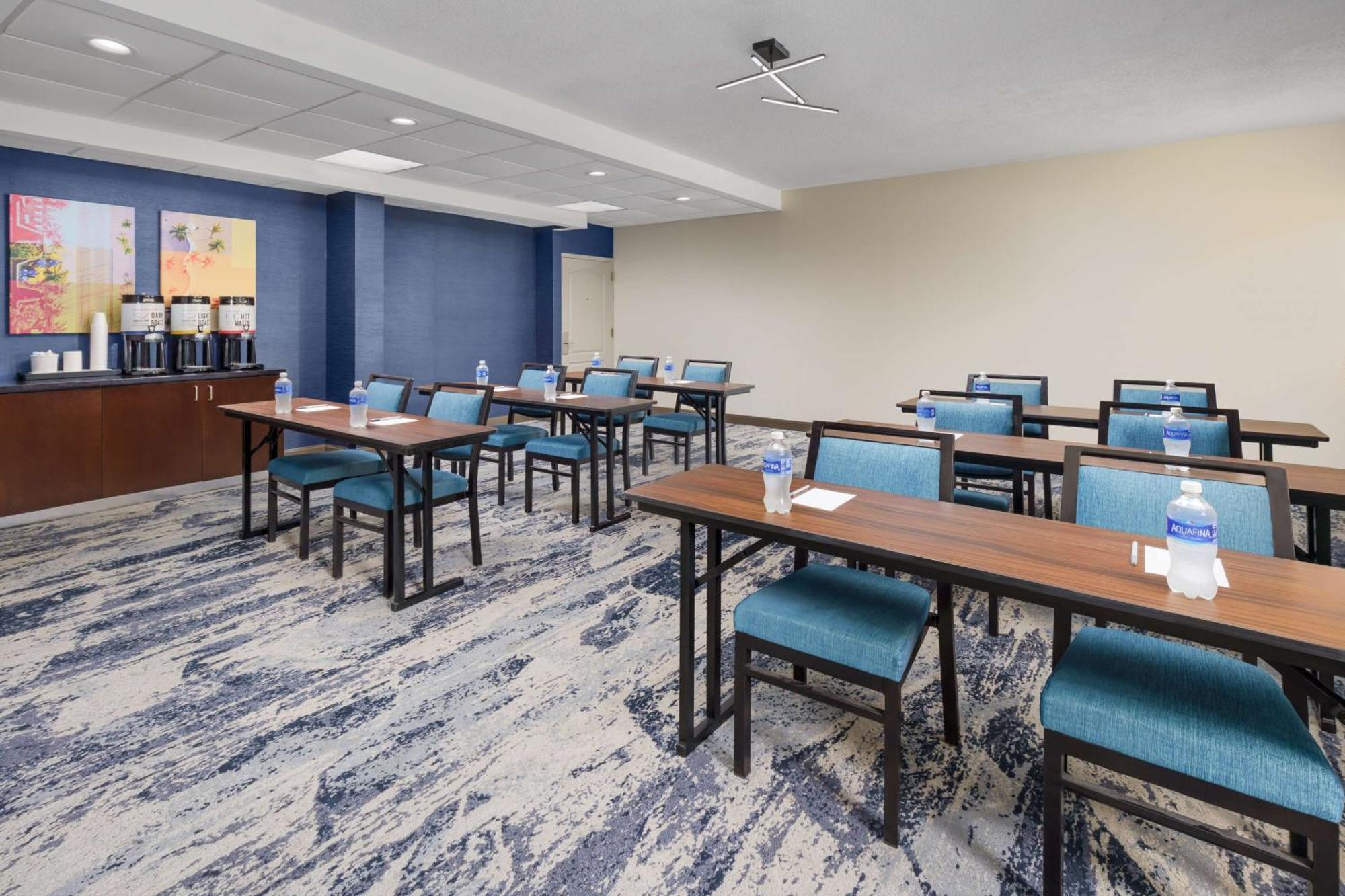 Hotel Hampton Ft. Lauderdale-cypress Creek 3*