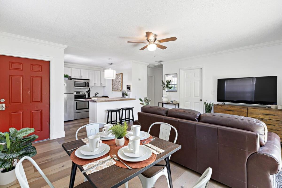 Bright And Spacious 2 Bedroom Holiday home