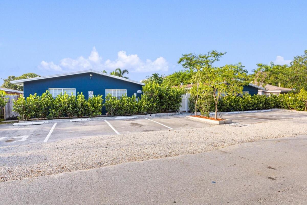 Bright And Spacious 2 Bedroom *