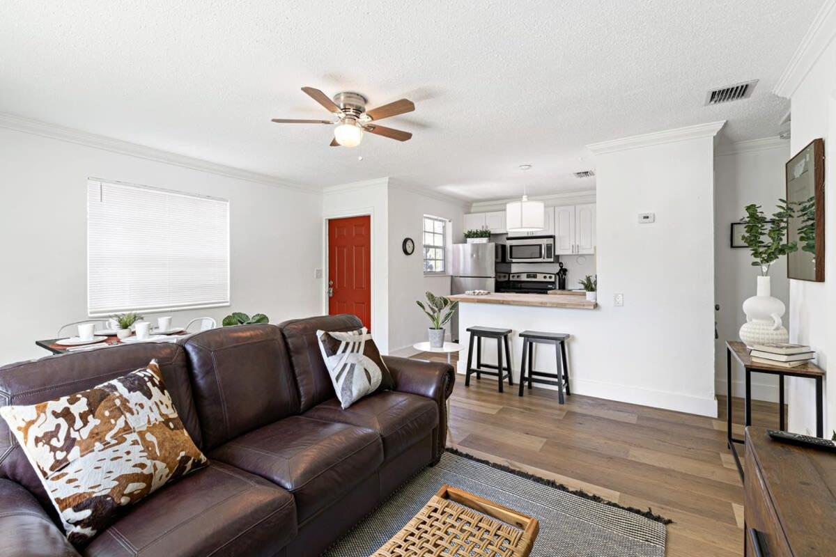 Bright And Spacious 2 Bedroom Holiday home Fort Lauderdale