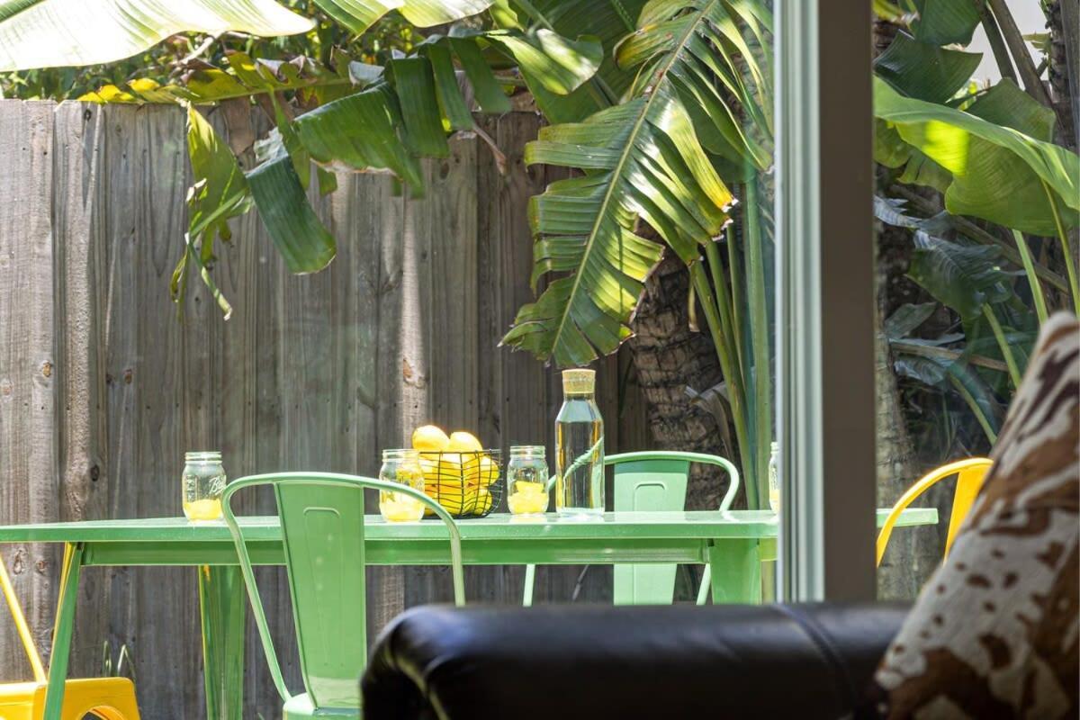 Bright And Spacious 2 Bedroom Fort Lauderdale