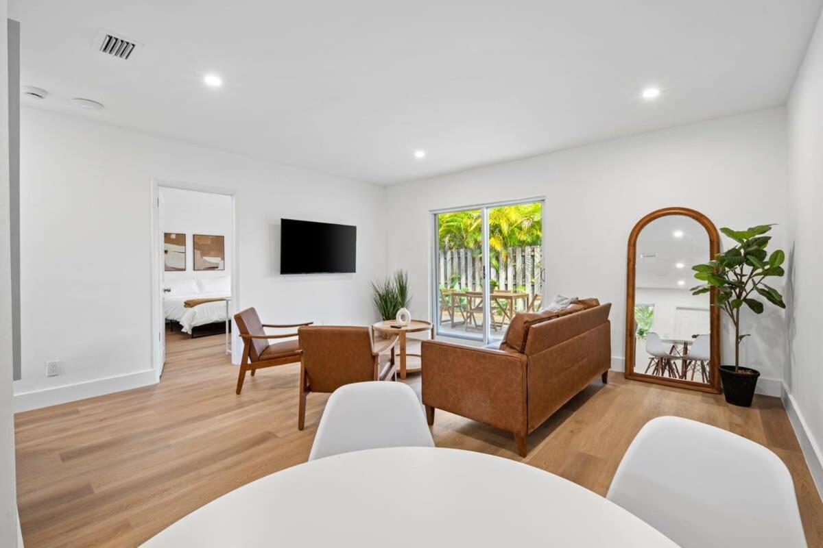 Apartment Spacious 2 Bedroom @sailboat Bend *