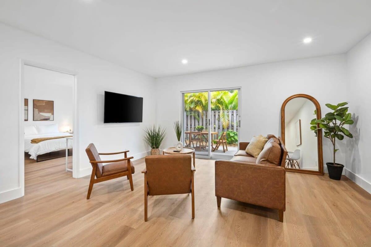 Spacious 2 Bedroom @sailboat Bend *