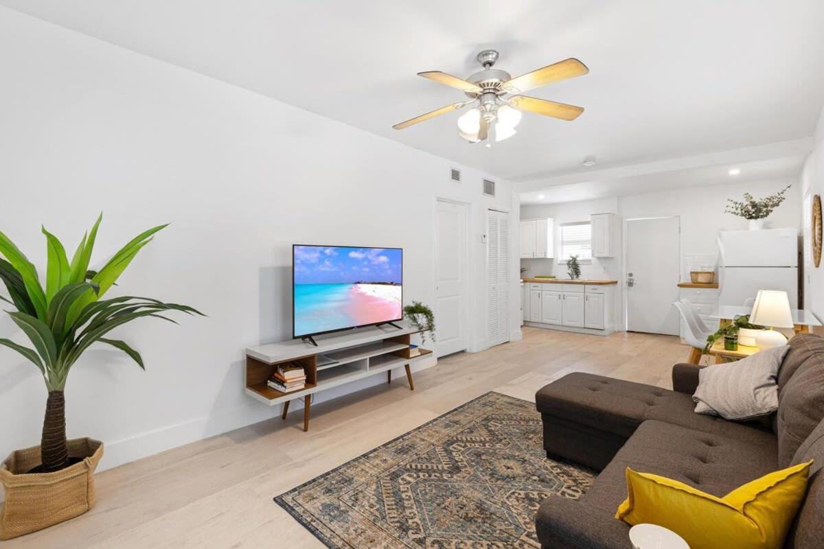 Dreamy 1-bedroom Walking Distance To Olas Apartment Fort Lauderdale