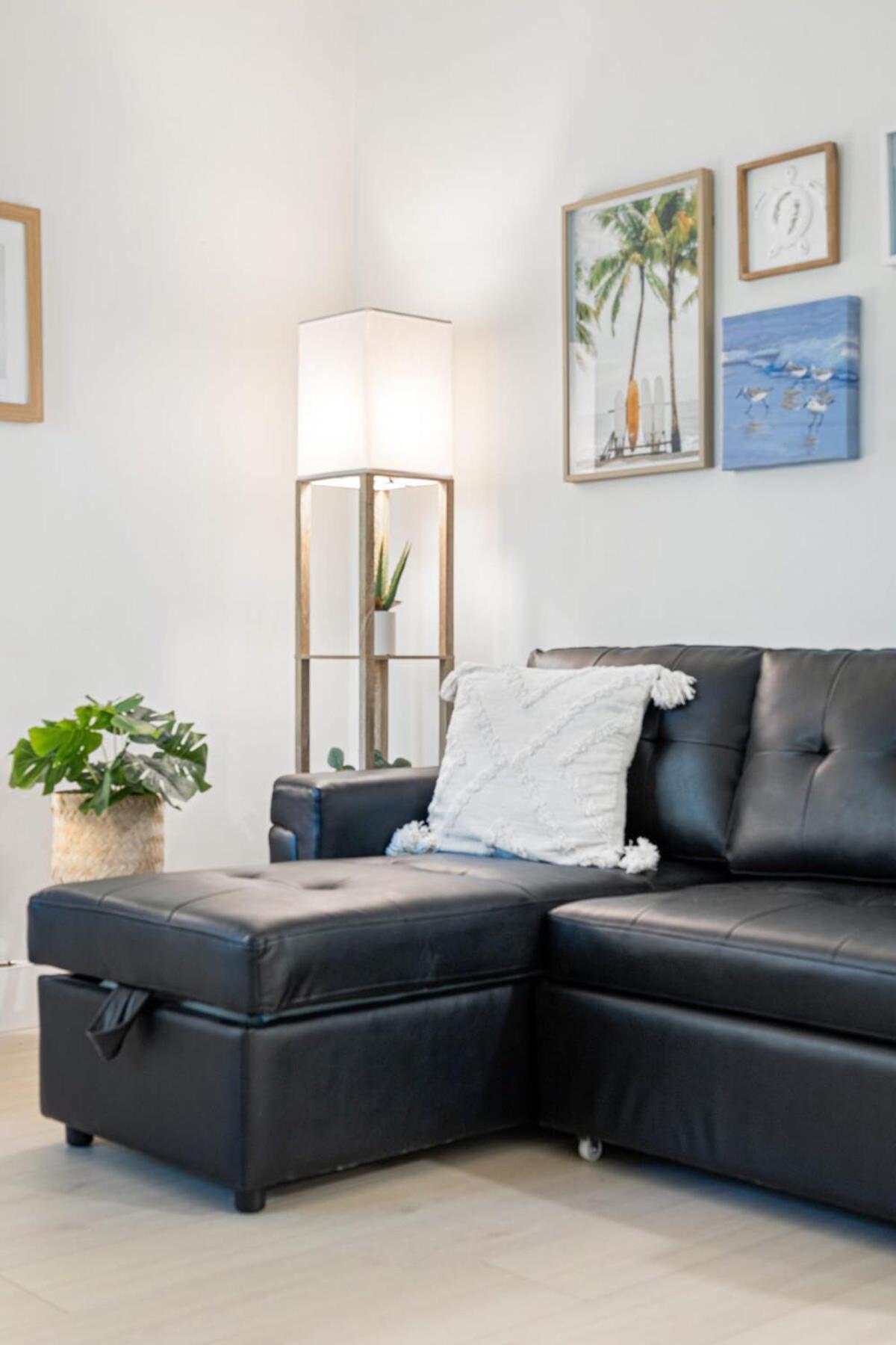 Apartment Welcoming Airbnb Walkig Distance To Olas Blvd Fort Lauderdale