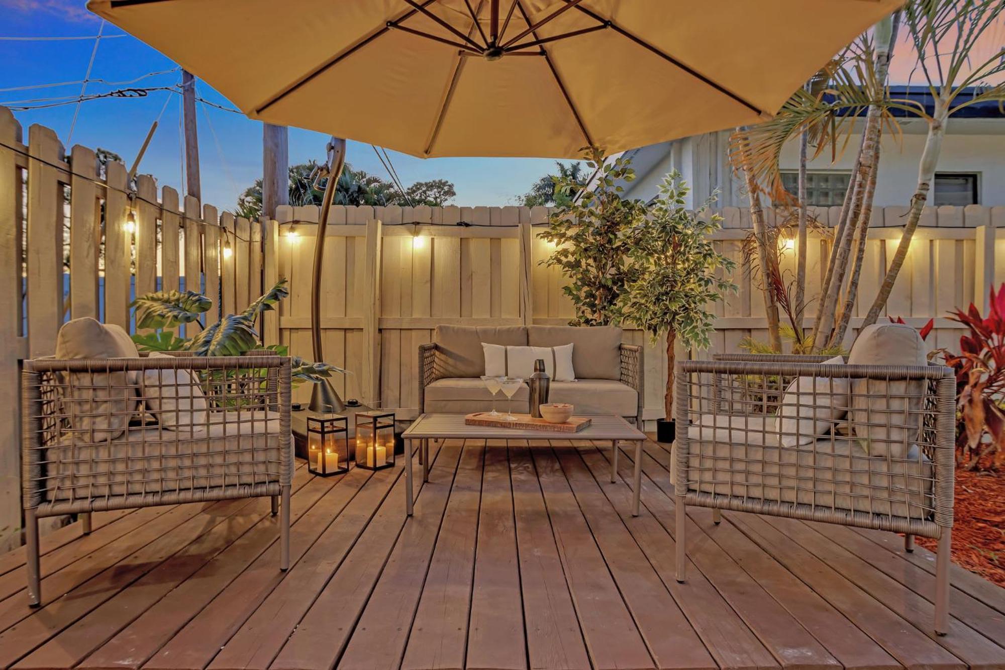 Stunning 2 Story With Pool Holiday home Fort Lauderdale