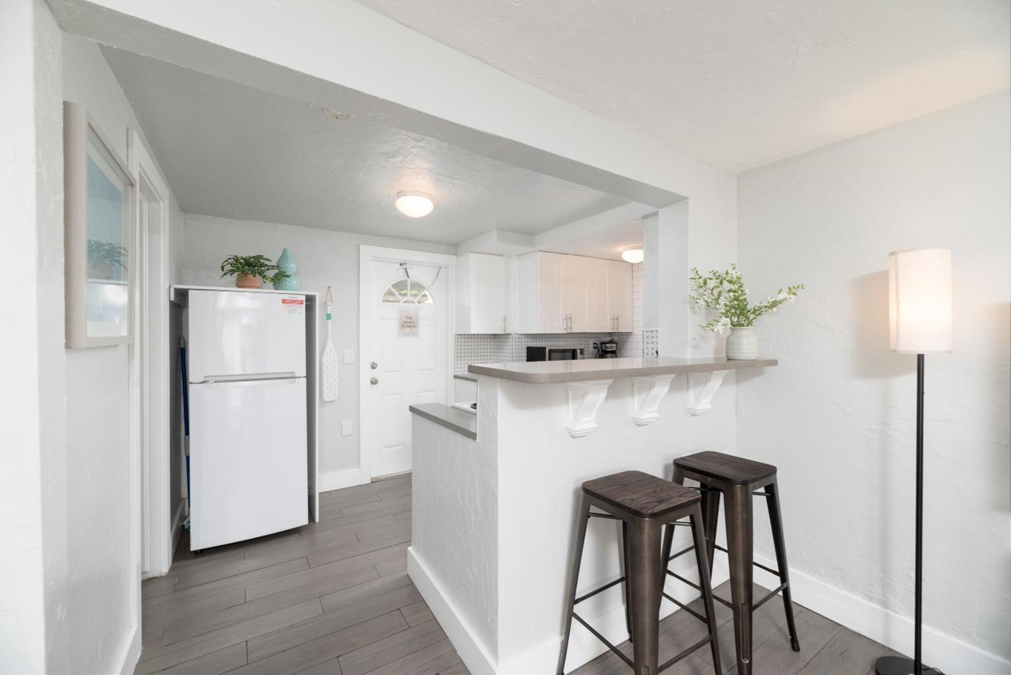 The Flats At Riverside Park 3 Apartment *