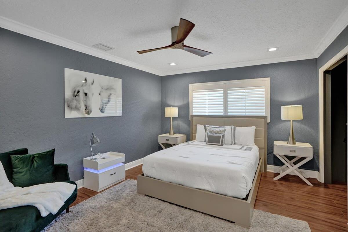 Luxe 4br Waterfront W Htd Pool 5min To *