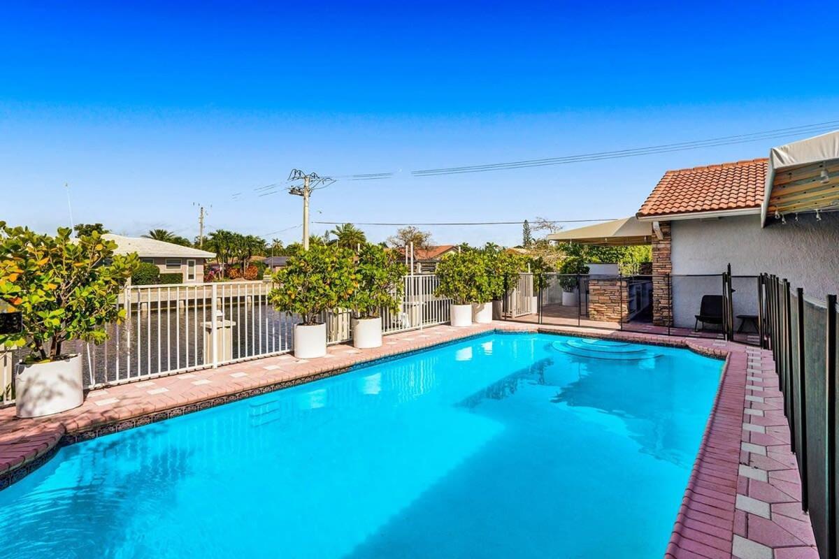 Villa Luxe 4br Waterfront W Htd Pool 5min To *