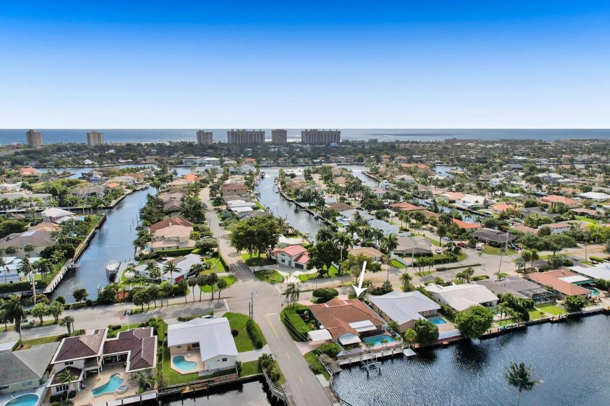 Luxe 4br Waterfront W Htd Pool 5min To Villa *