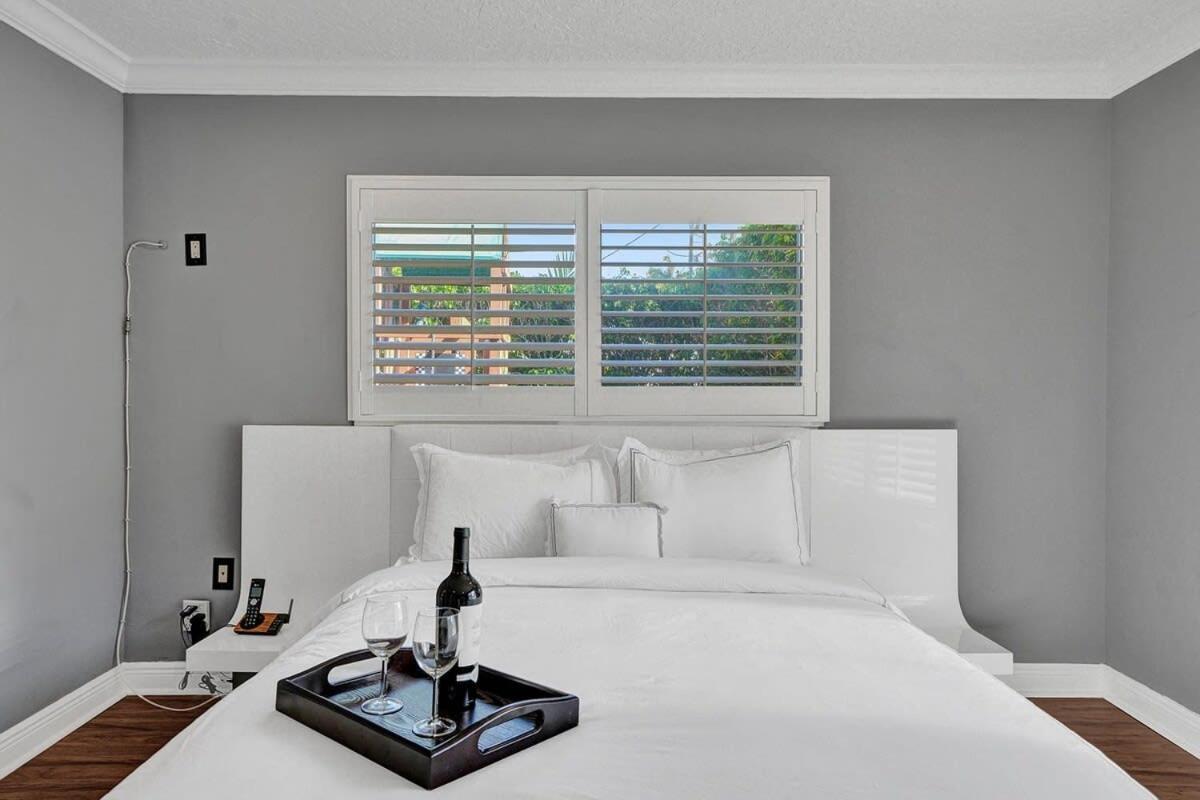 Luxe 4br Waterfront W Htd Pool 5min To *