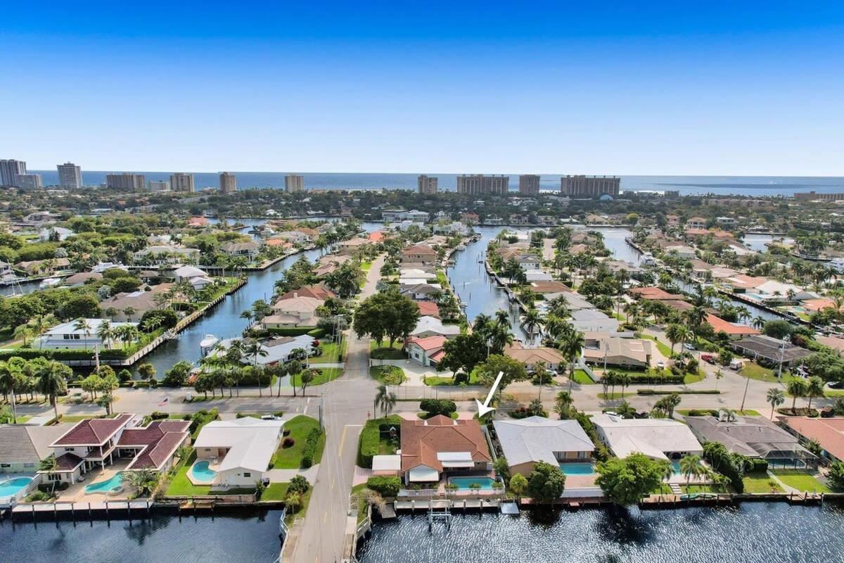 Luxe 4br Waterfront W Htd Pool 5min To Villa Fort Lauderdale