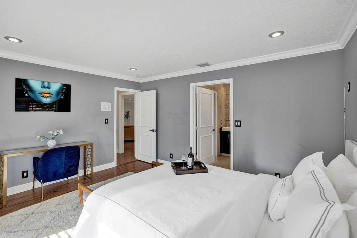 Luxe 4br Waterfront W Htd Pool 5min To Fort Lauderdale