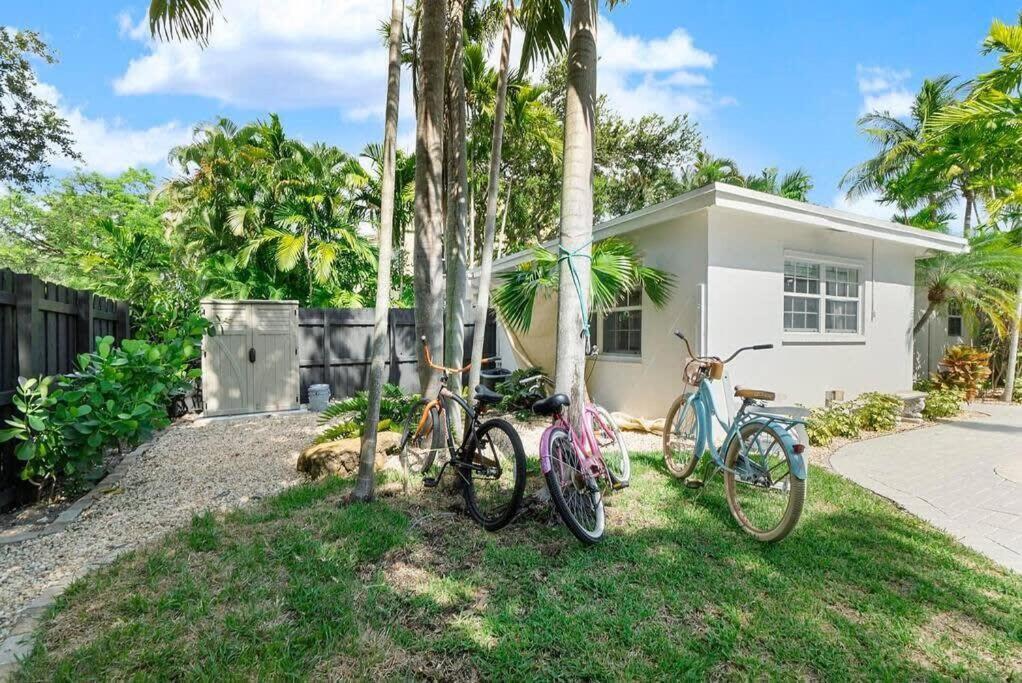 Walk To Las Olas Banyan Palm Paradise Holiday home Fort Lauderdale