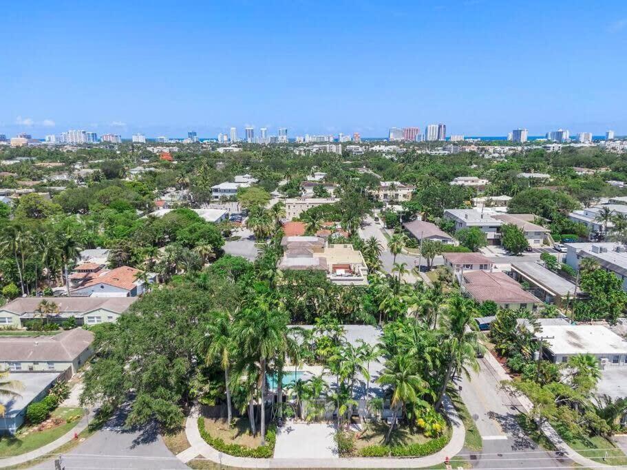 Holiday home Walk To Las Olas Banyan Palm Paradise *