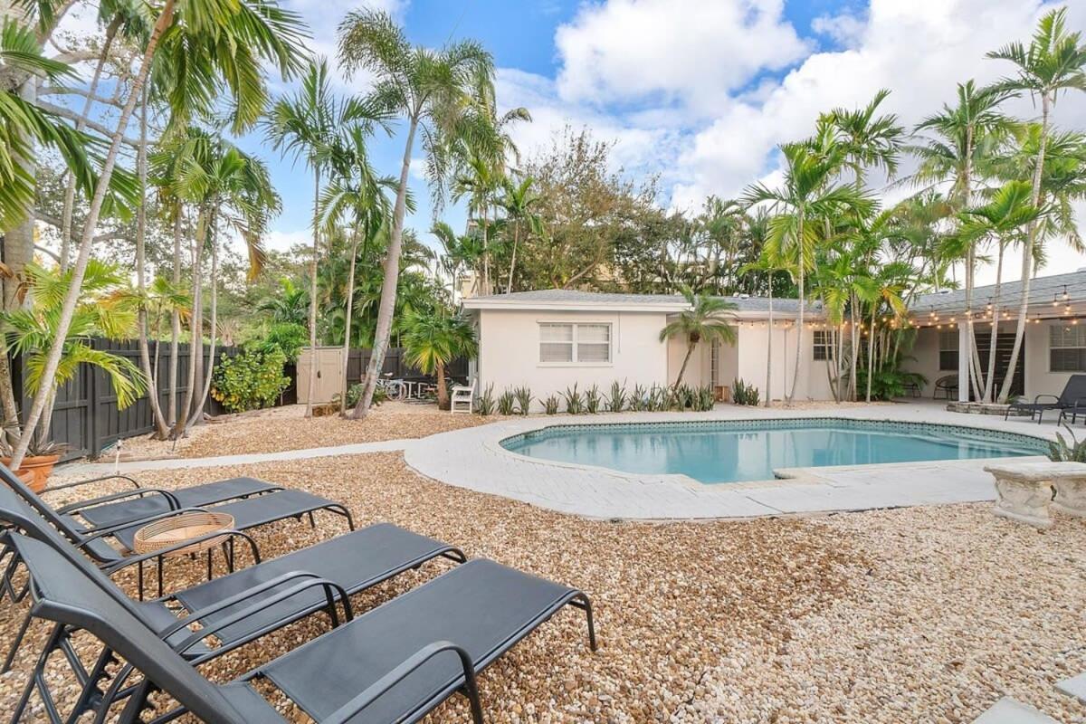 Walk To Las Olas Banyan Palm Paradise Holiday home *