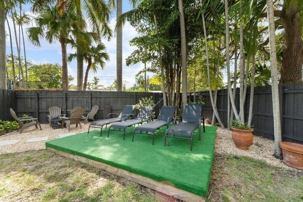 Walk To Las Olas Banyan Palm Paradise Holiday home Fort Lauderdale