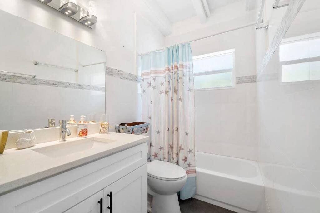 Apartment Together But With Privacy 3 Units And Private Pool Fort Lauderdale