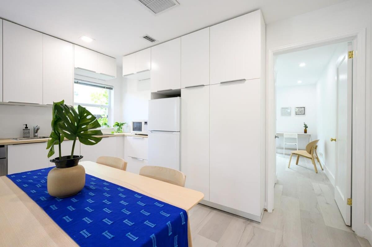 Holiday home Bright & Comfortable In Victoria Park *