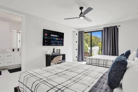 Holiday home New 4br W Pool Walk To Olas 5mins To Fort Lauderdale