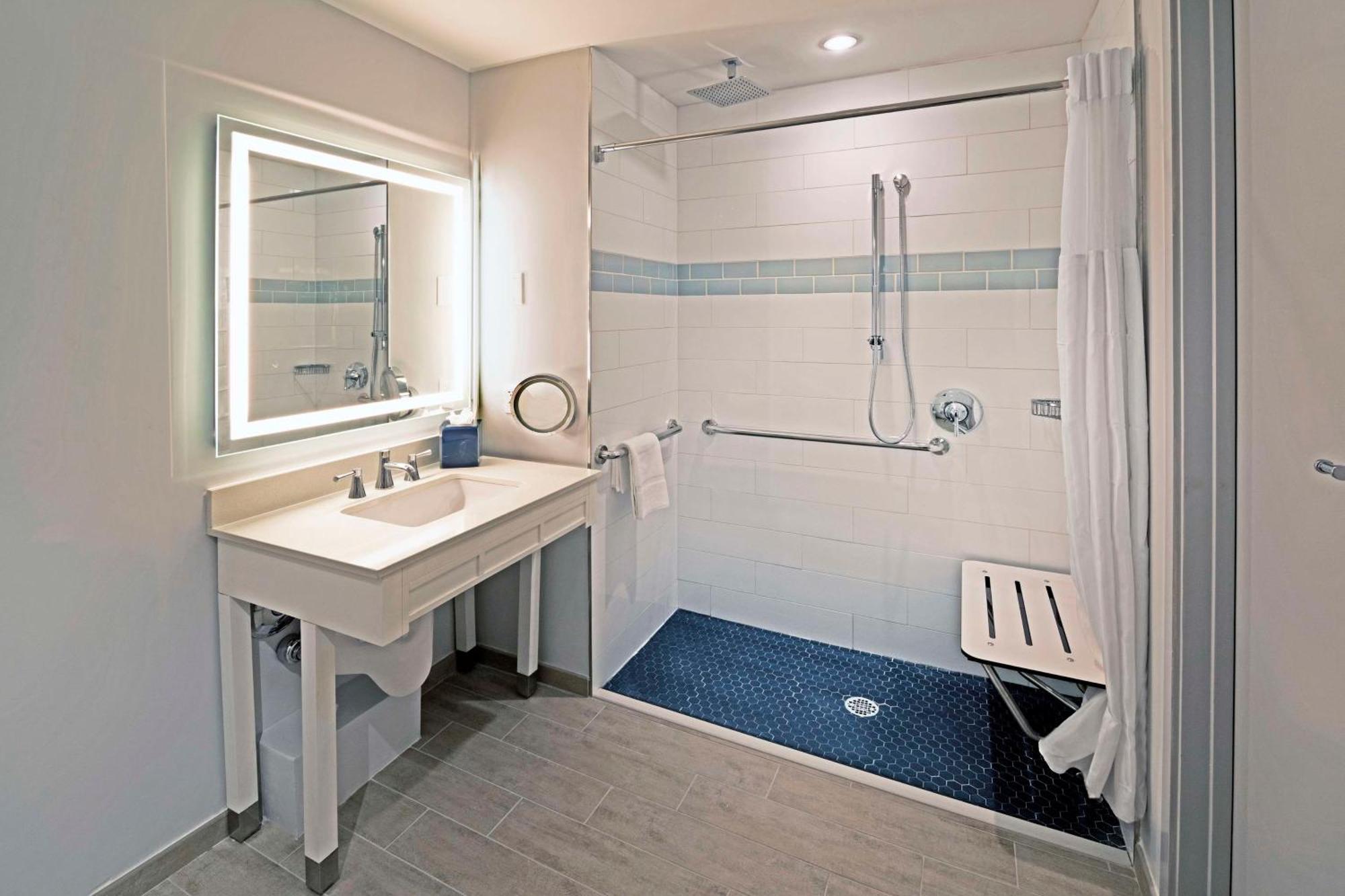 Maren Lauderdale Beach, Curio Collection By Hilton