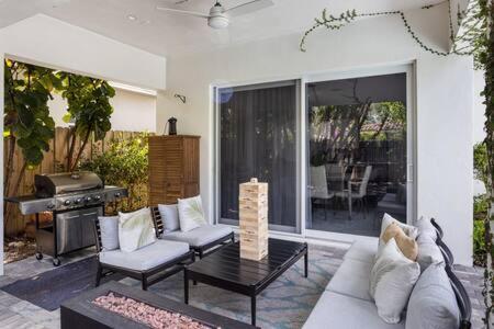 Magnolia-with Heated Pool-by Viac Villa