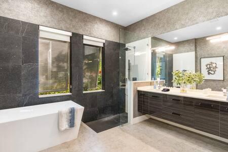 Magnolia-with Heated Pool-by Viac Villa