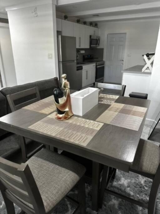 Cozy Newly Renovated In Fll * Fort Lauderdale
