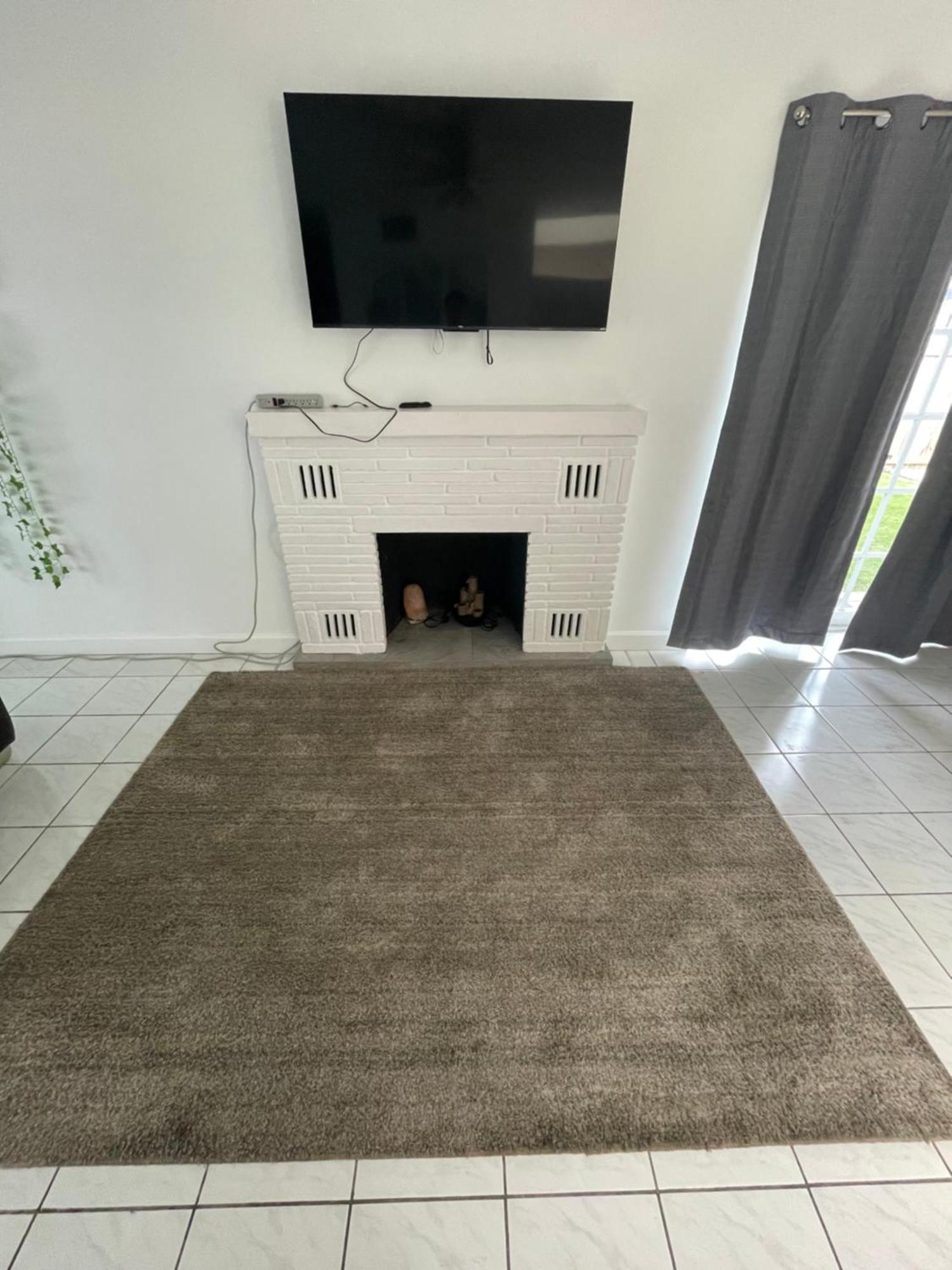 Apartment Modern Close To Downtown And The Airport *