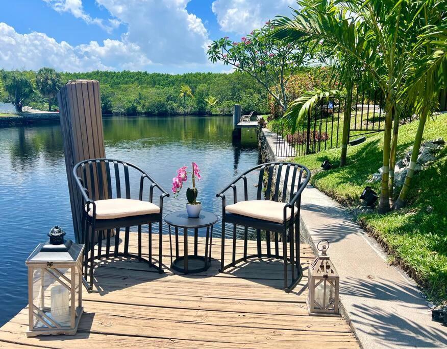 Waterfront Tropical Oasis, Htd Pool-hottub-kayaks * Fort Lauderdale