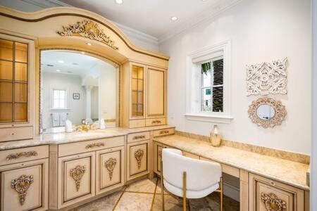 Las Olas Luxury Mediterranean Waterfront Mansion
