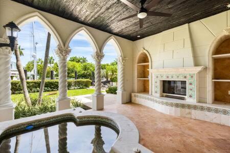 Las Olas Luxury Mediterranean Waterfront Mansion Holiday home Fort Lauderdale