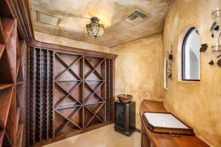 Las Olas Luxury Mediterranean Waterfront Mansion Holiday home Fort Lauderdale
