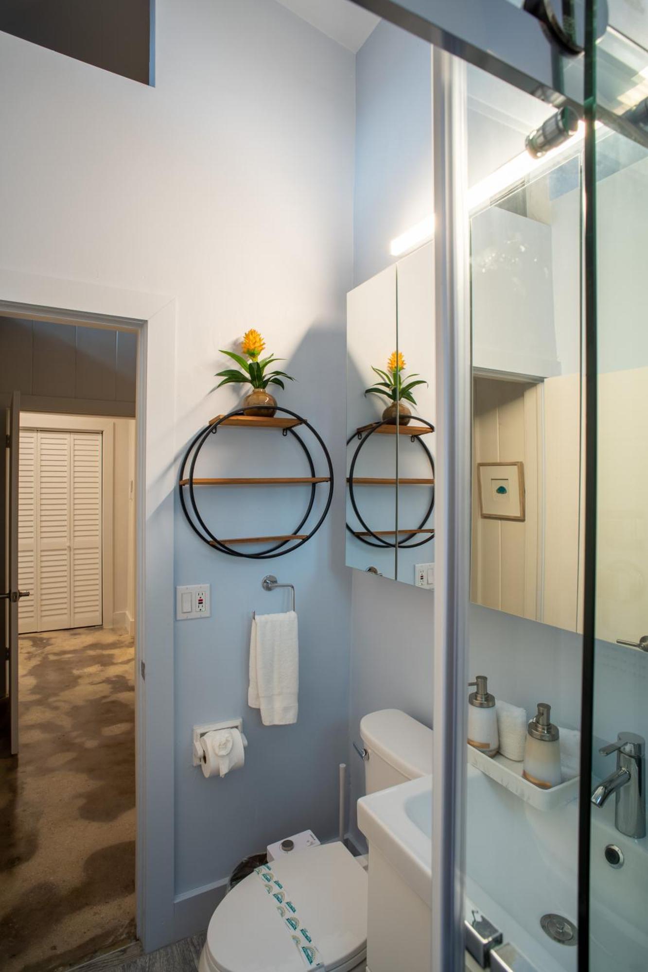 Walk To Wilton Drive - Spacious & Quiet #2 Hot Tub! * Fort Lauderdale